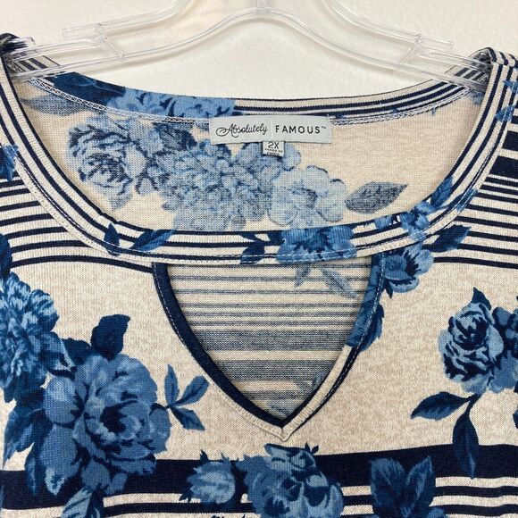 Absolutely Famous Women's Sweater Size 2X Blue Tan Floral Stretch Neck Cutout - Picture 2 of 7